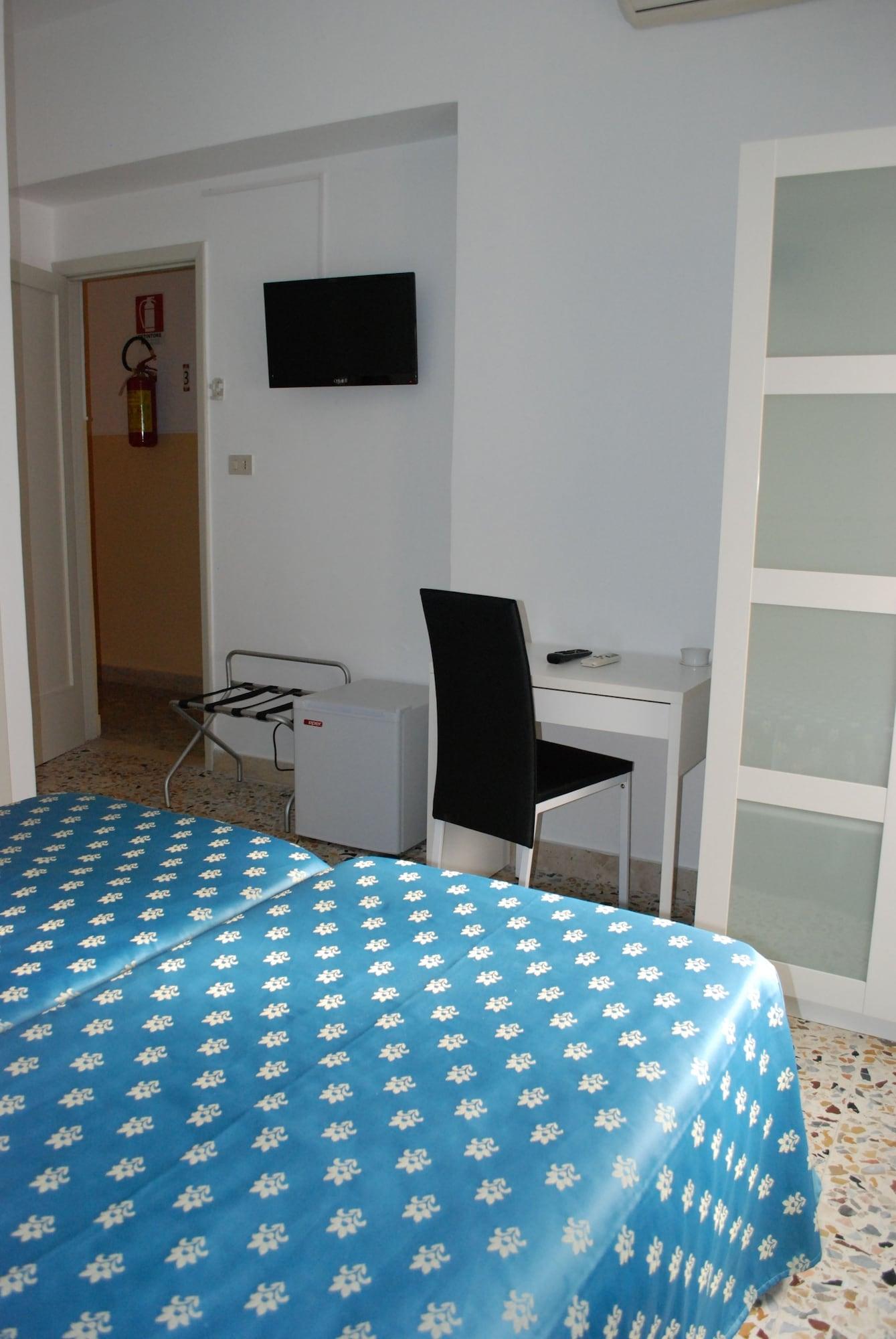 Maniel Beach Hotel Letojanni Εξωτερικό φωτογραφία