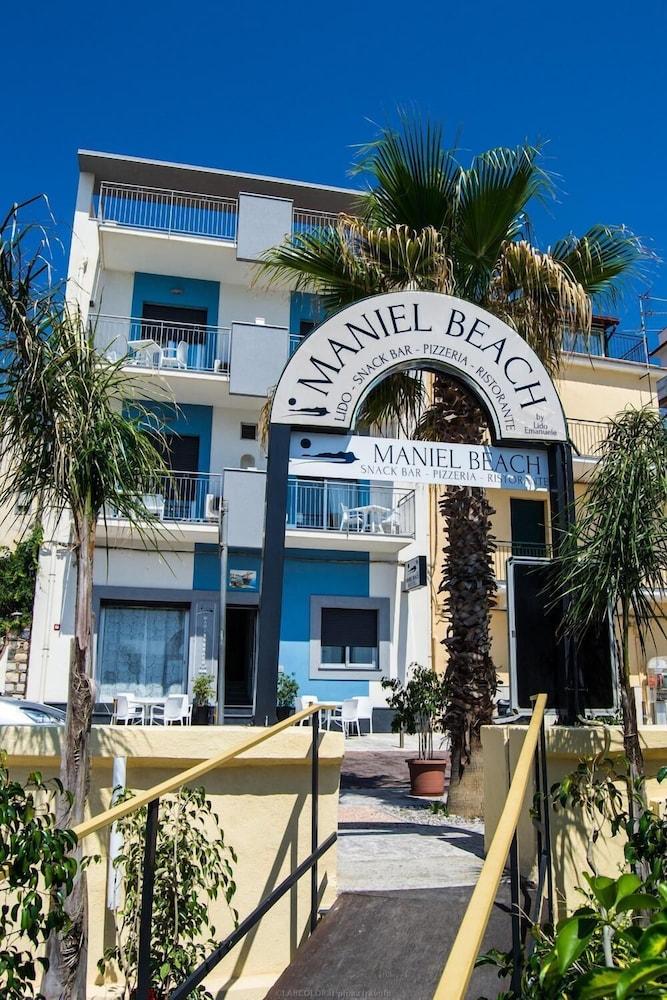 Maniel Beach Hotel Letojanni Εξωτερικό φωτογραφία