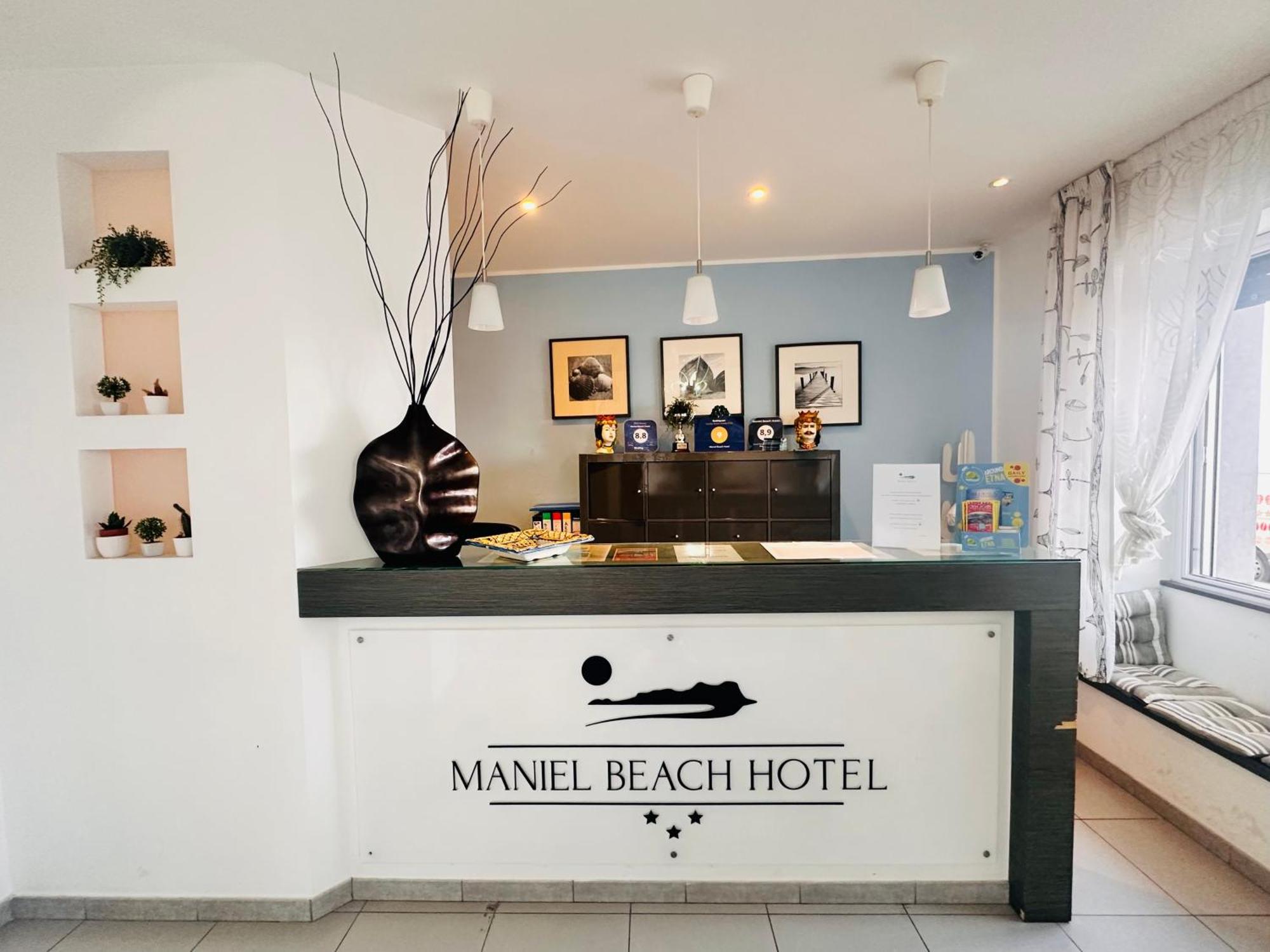 Maniel Beach Hotel Letojanni Εξωτερικό φωτογραφία
