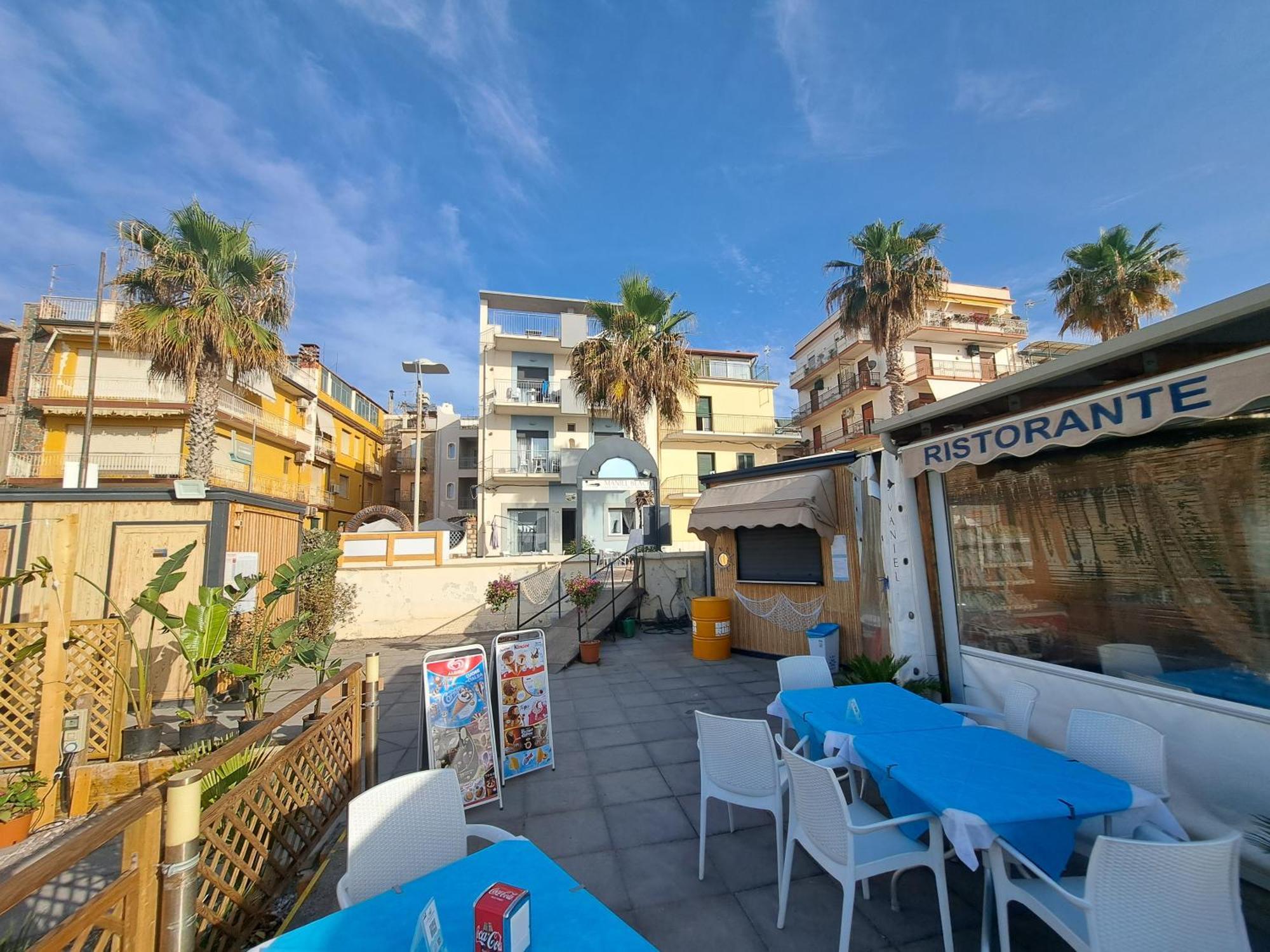 Maniel Beach Hotel Letojanni Εξωτερικό φωτογραφία
